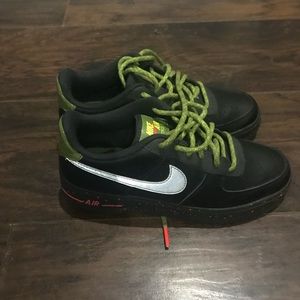Air Force 1 low top Used line New only worn once